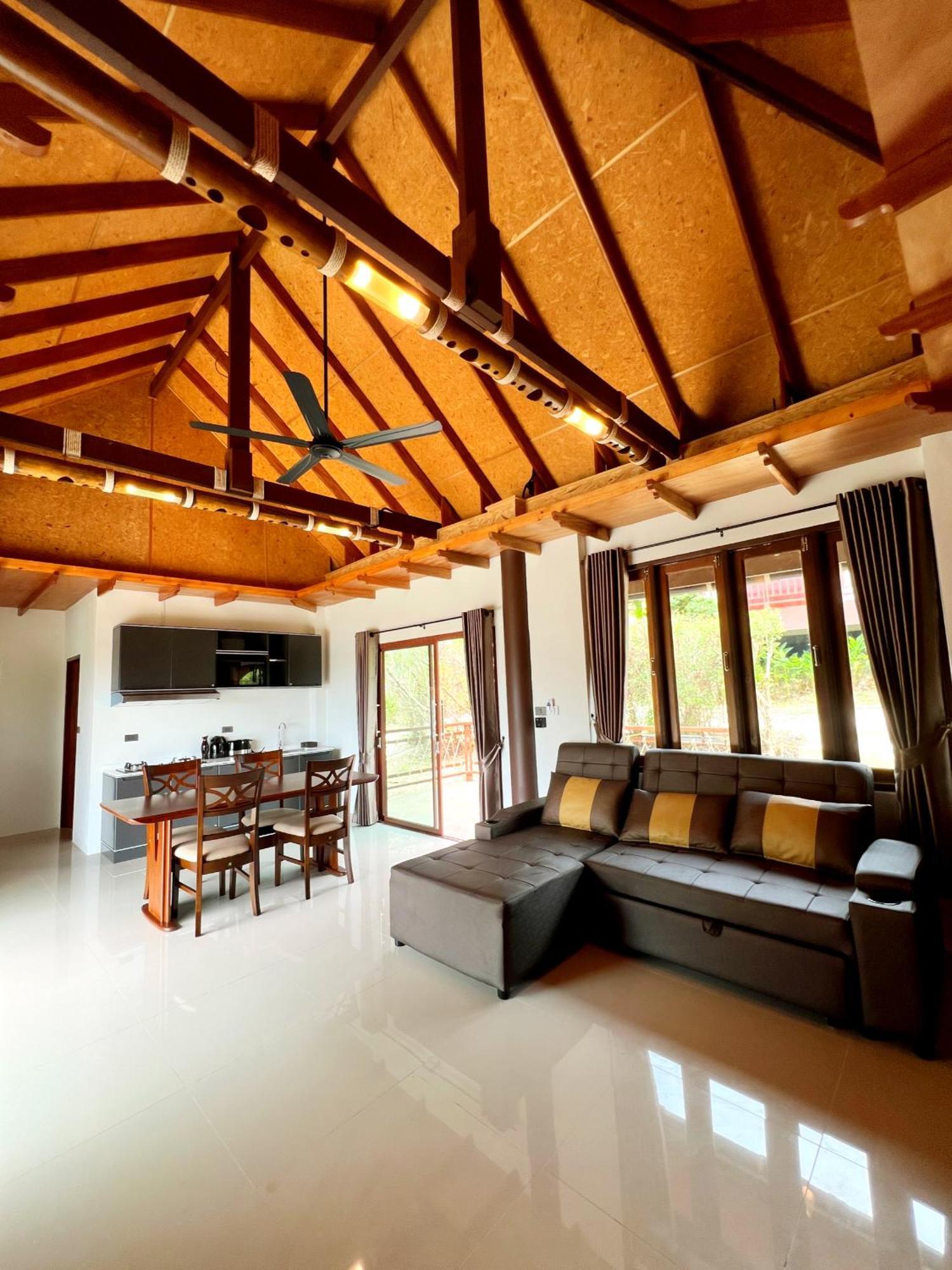 Puteri Lanta Family Villas Ko Lanta Стая снимка