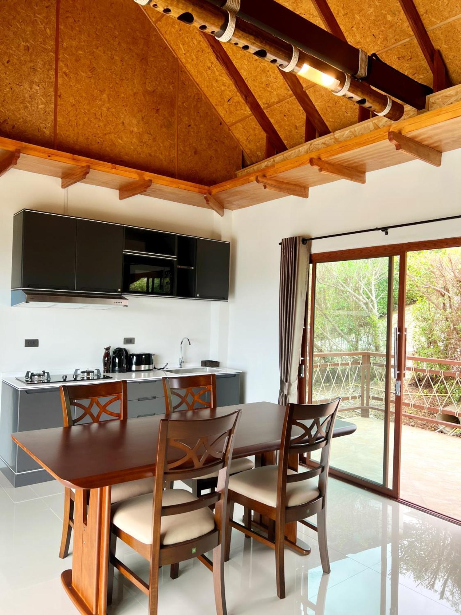 Puteri Lanta Family Villas Ko Lanta Стая снимка