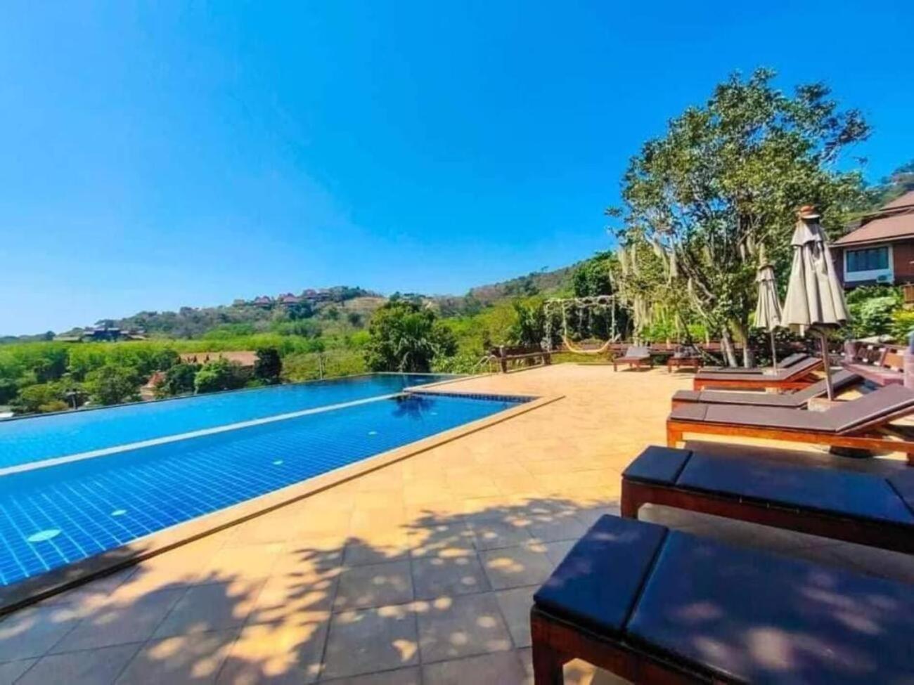 Puteri Lanta Family Villas Ko Lanta Екстериор снимка